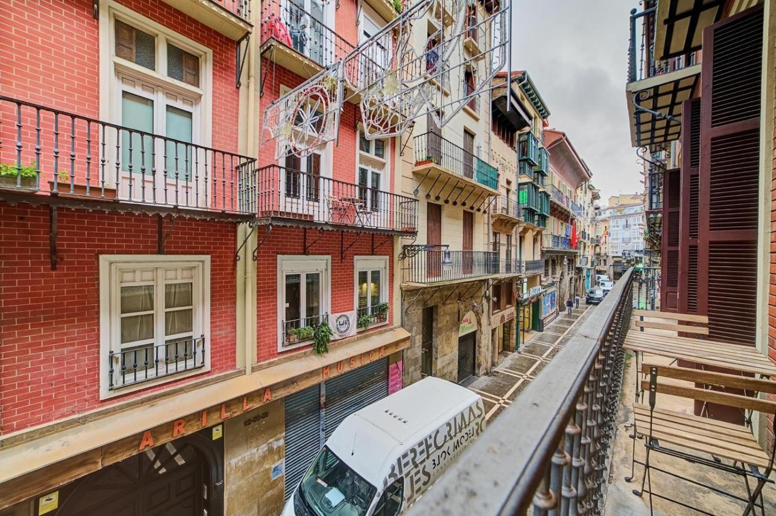شقة Apartamento Boutique Centro Zapateria 45 بنبلونة المظهر الخارجي الصورة