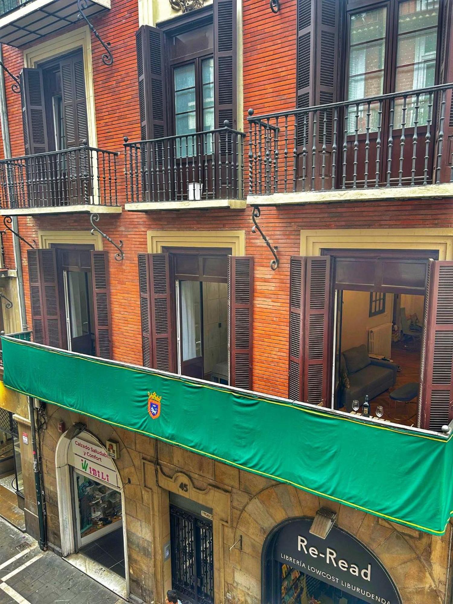 شقة Apartamento Boutique Centro Zapateria 45 بنبلونة المظهر الخارجي الصورة
